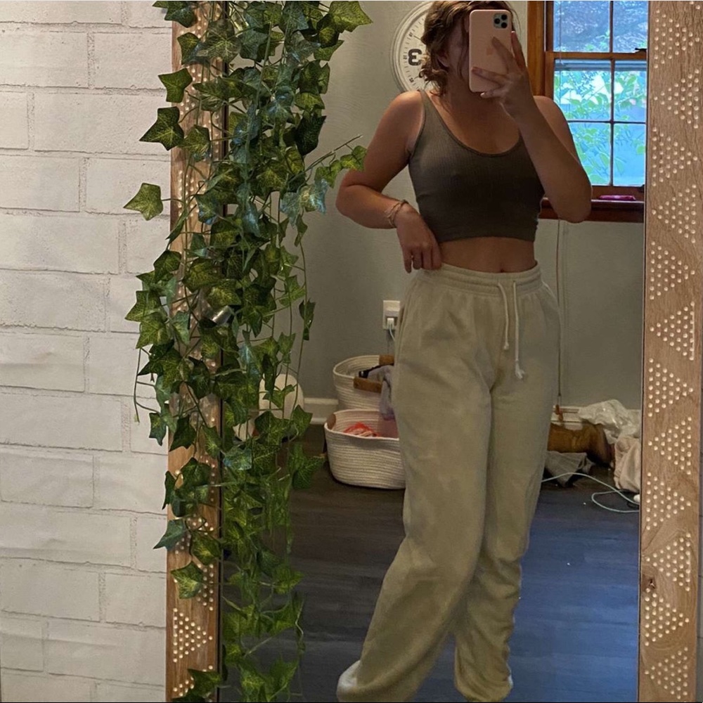 Cream urban sweatpants